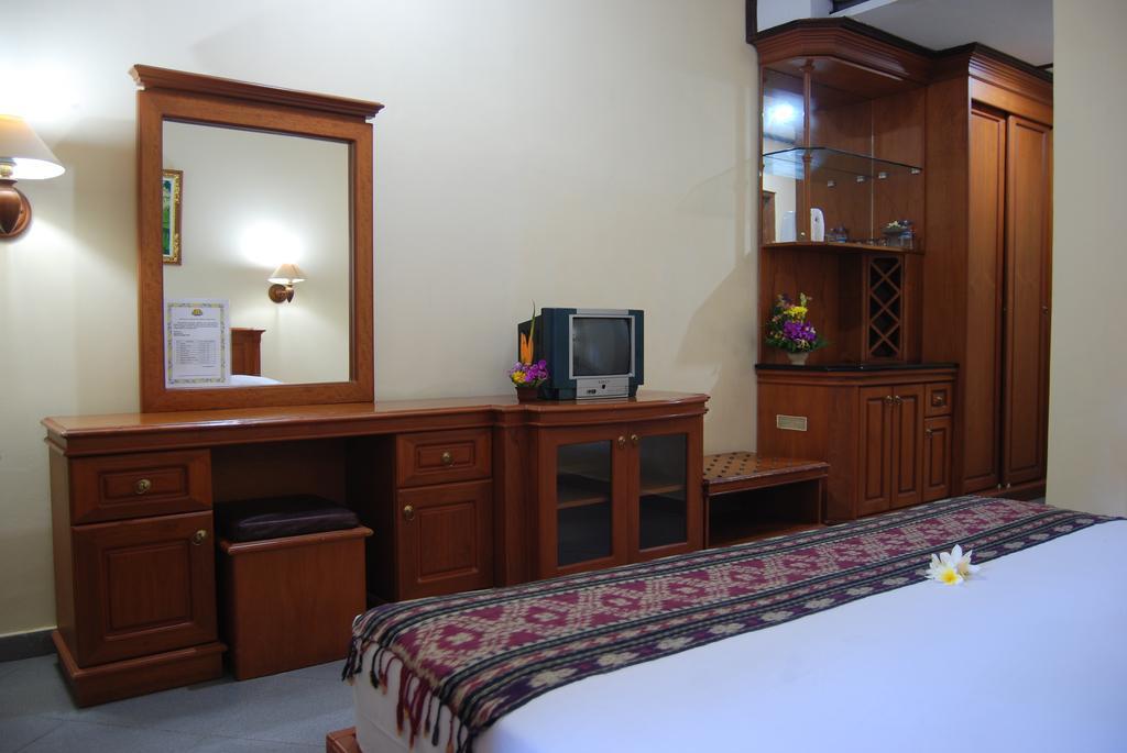 Stana Puri Gopa Hotel Sanur  Exterior photo